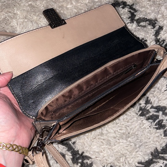 Genuine Leather Crossbody/Wristlet - Picture 9 of 12